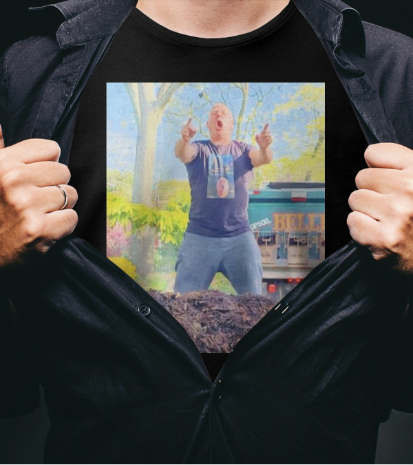 Feiner Mulch King Of The Mulch Bell Topsoil T-Shirt
