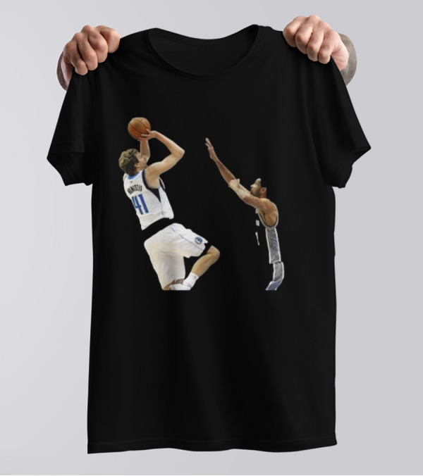 Dirk Nowitzki Fadeaway Jumper Over Tim Duncan NBA Iconic Moment T-Shirt