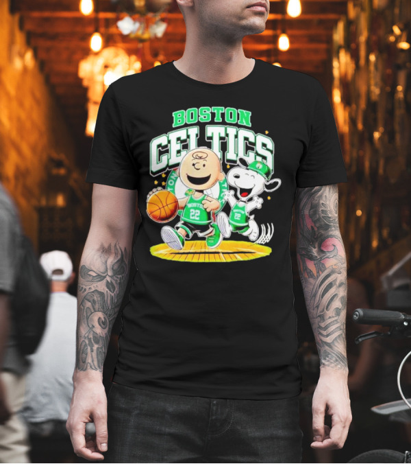 Boston Celtics Charlie Brown Snoopy Basketball Fan Fun T-Shirt