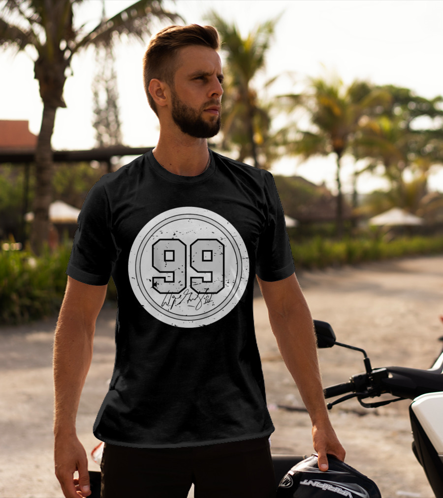 Wayne Gretzky No. 99 Circle Signature Los Angeles T-Shirt