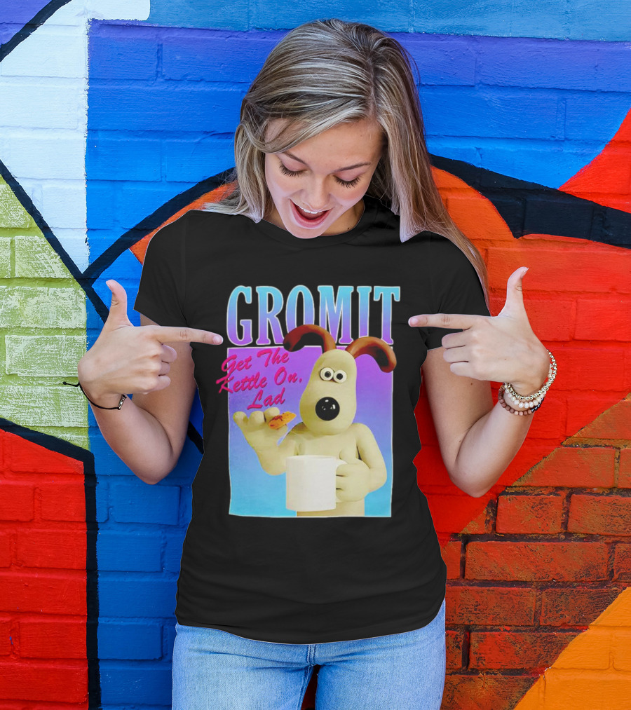 Gromit Get The Kettle On Lad With Tea And Biscuit T-Shirt