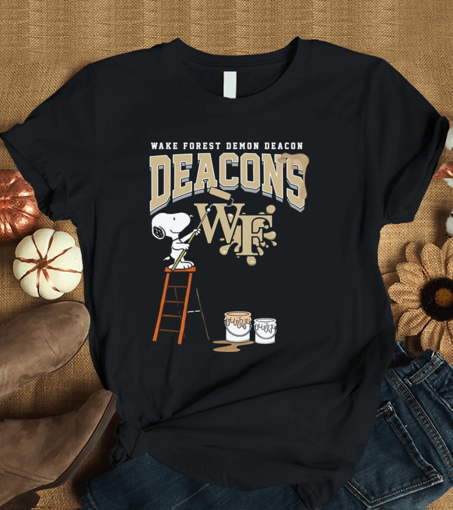 Wake Forest Demon Deacons Snoopy Painting Team Spirit T-Shirt