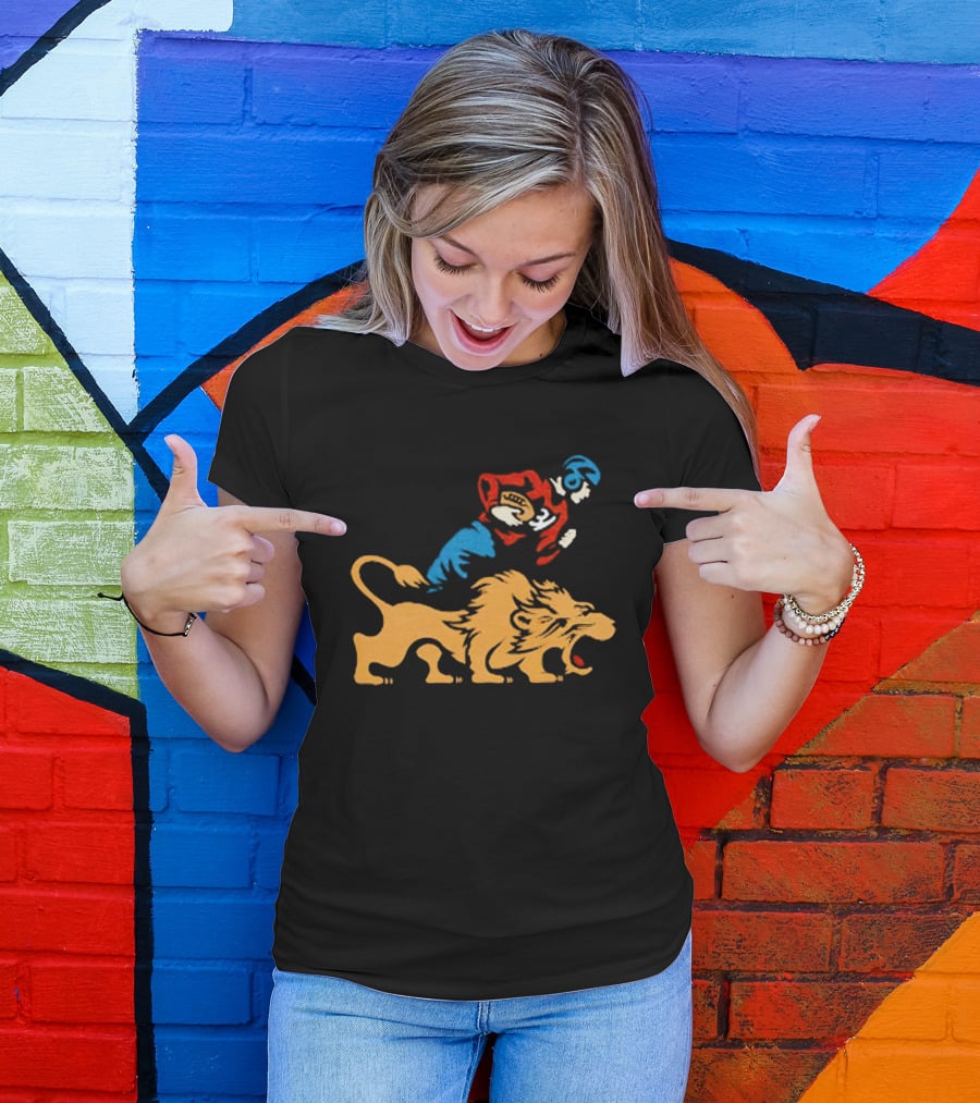 Detroit Lions Vintage Football Player And Lion Emblem This Story Is Just Beginning T-Shirt