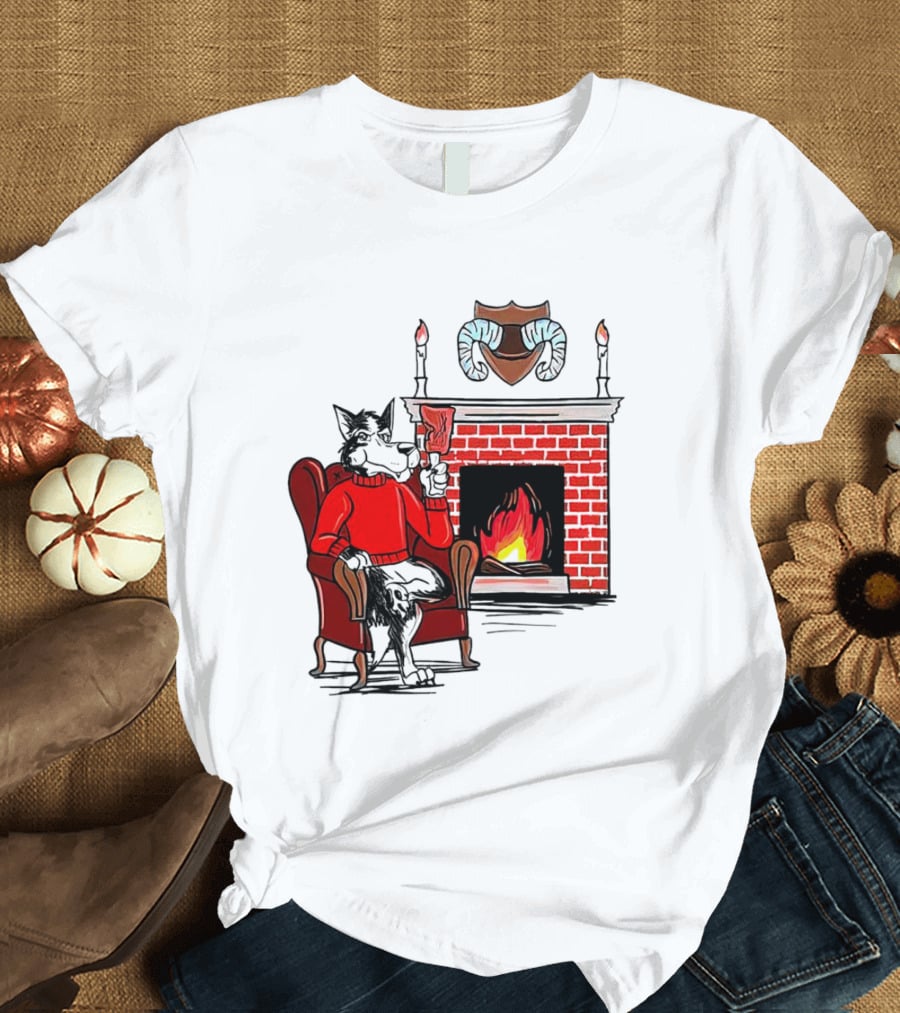 NC State Wolfpack Cozy Fireplace Christmas Scene Sweater Wolf T-Shirt