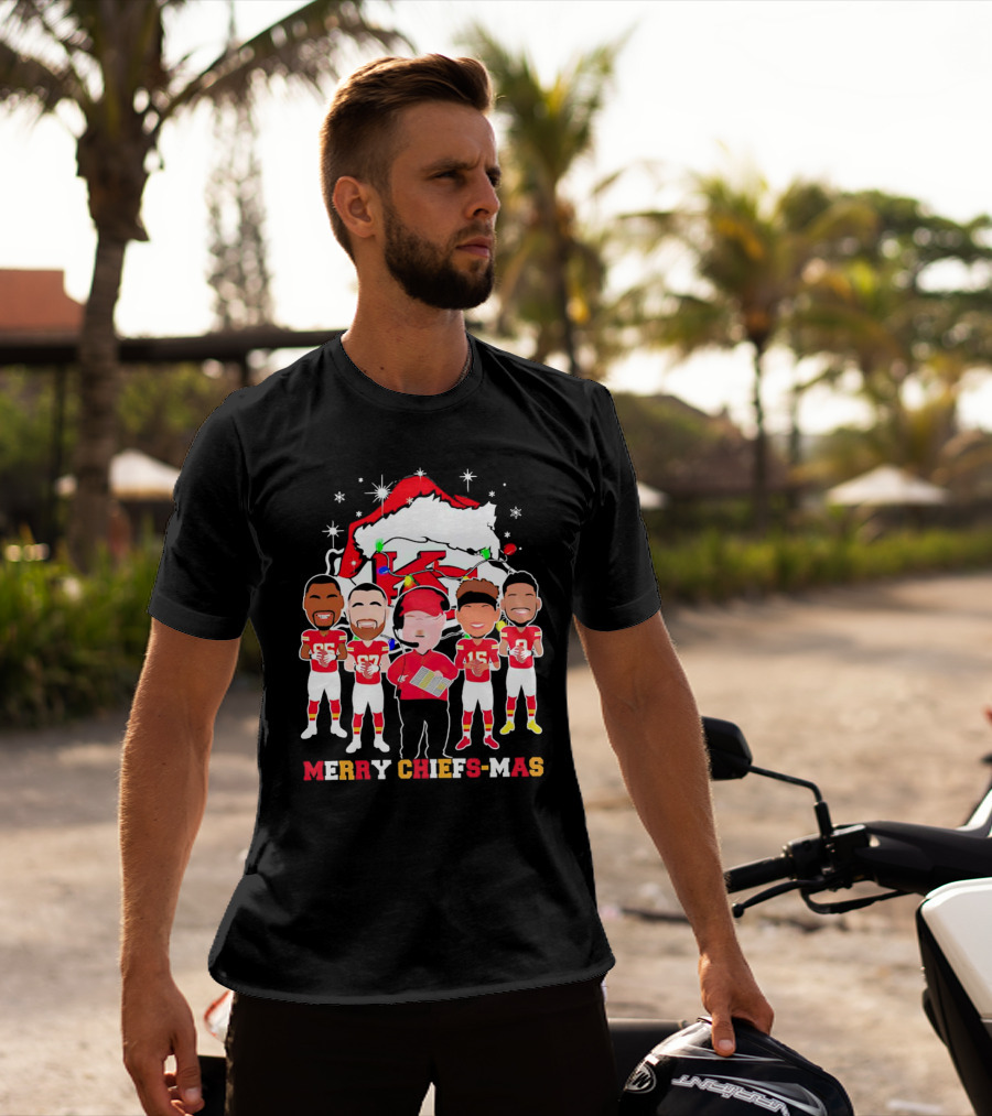Kansas City Chiefs Merry Chiefs-Mas Christmas NFL Team Festive Cartoon Players And Santa Hat T-Shirt