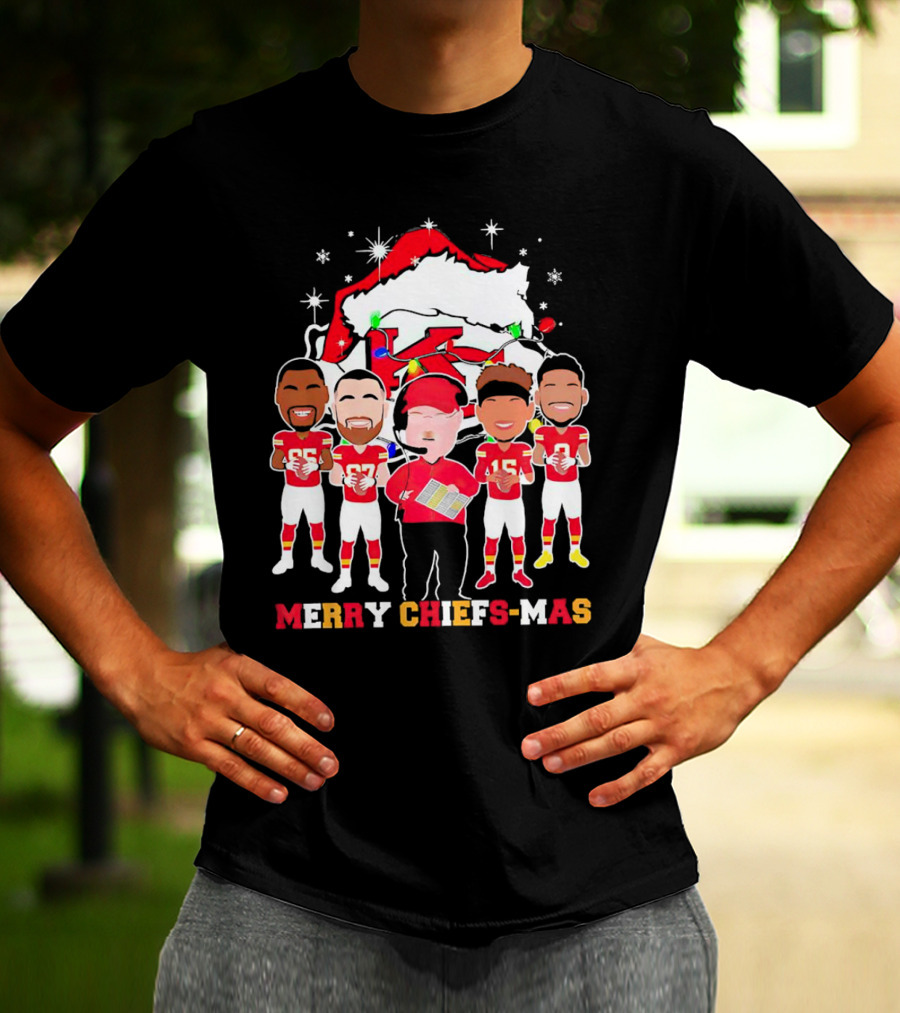 Kansas City Chiefs Merry Chiefs-Mas Christmas NFL Team Festive Cartoon Players And Santa Hat T-Shirt