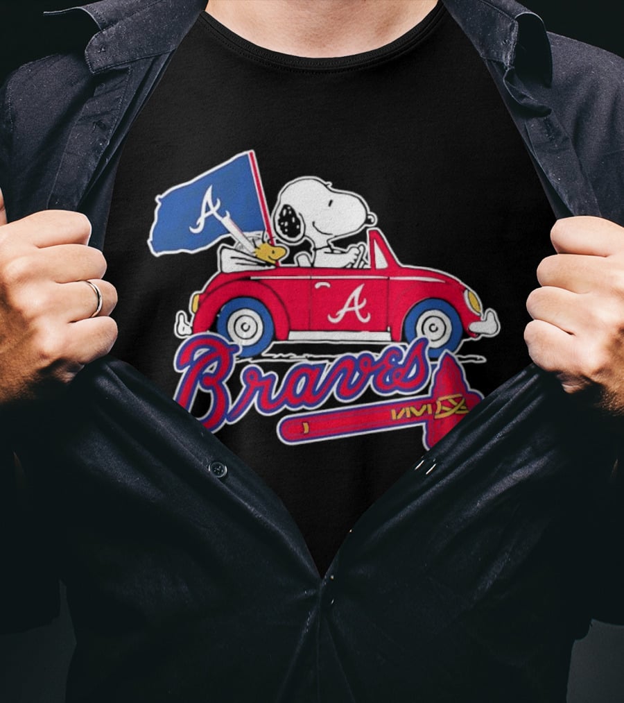 Snoopy And Woodstock Driving Car Atlanta Braves Logo Peanuts Cartoon T-Shirt