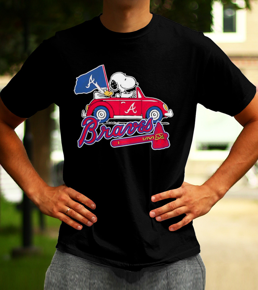 Snoopy And Woodstock Driving Car Atlanta Braves Logo Peanuts Cartoon T-Shirt