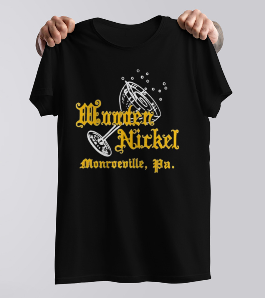 Wooden Nickel Monroeville Pa Vintage Cocktail Glass T-Shirt