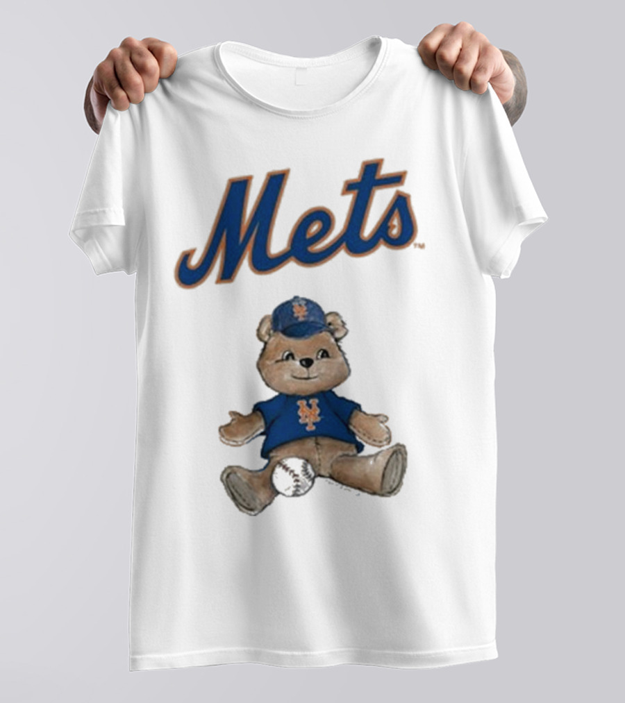 Mets Bear With Cap And Ball T-Shirt
