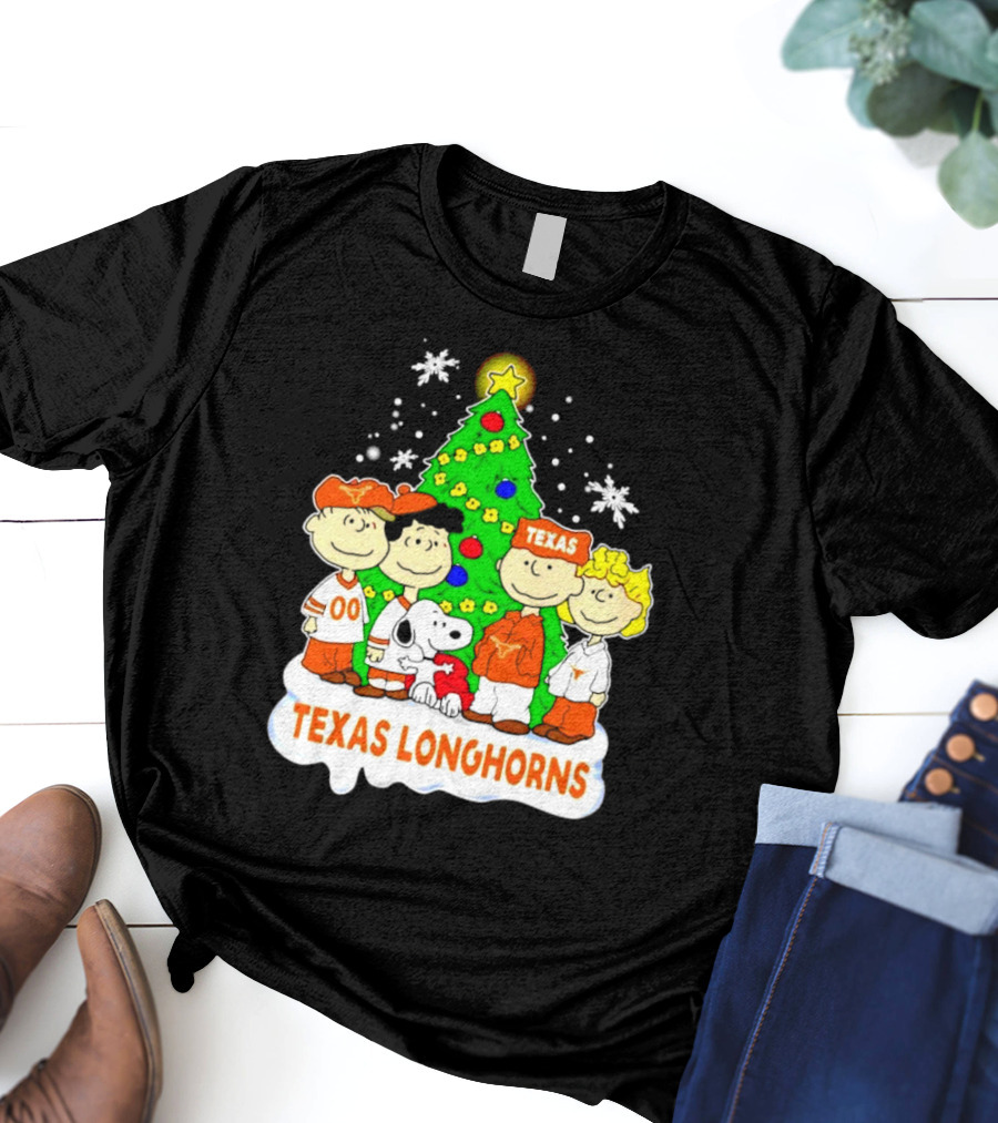 Texas Longhorns Peanuts Characters Christmas Tree T-Shirt