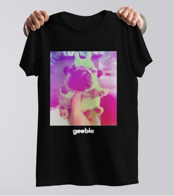Geeble Pibble Puppy Wearing Green Costume T-Shirt