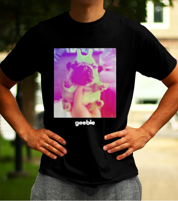 Geeble Pibble Puppy Wearing Green Costume T-Shirt