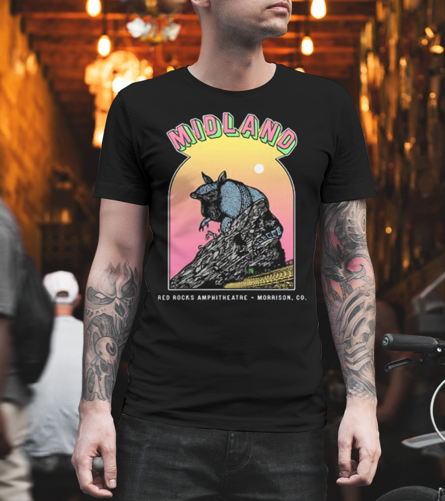 Midland Red Rocks Amphitheatre Armadillo Morrison CO T-Shirt