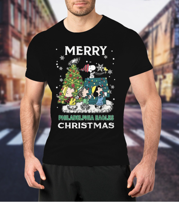 Merry Philadelphia Eagles Christmas Snoopy And Friends T-Shirt