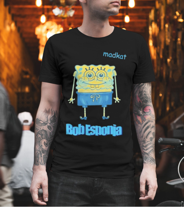 Madkat X Bob Esponja Collaboration Featuring Iconic Sponge Character T-Shirt