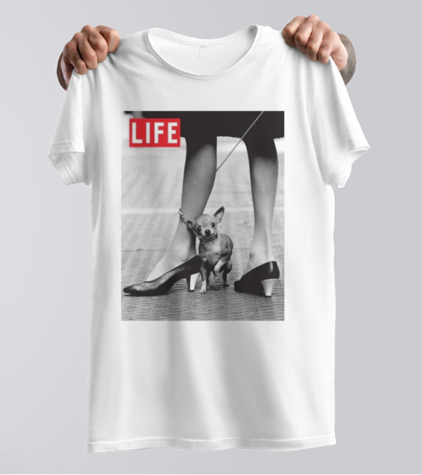 LIFE Magazine Chihuahua Black And White Retro Photography T-Shirt