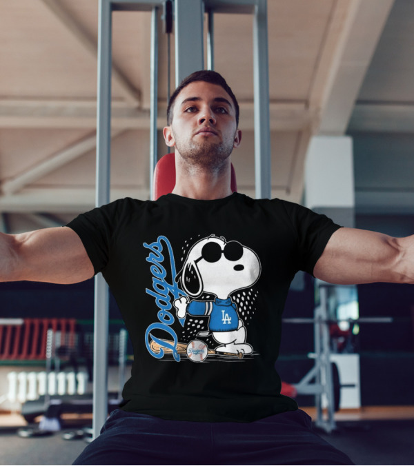 Los Angeles Dodgers Snoopy MLB 2025 Peanuts Baseball Collaboration T-Shirt