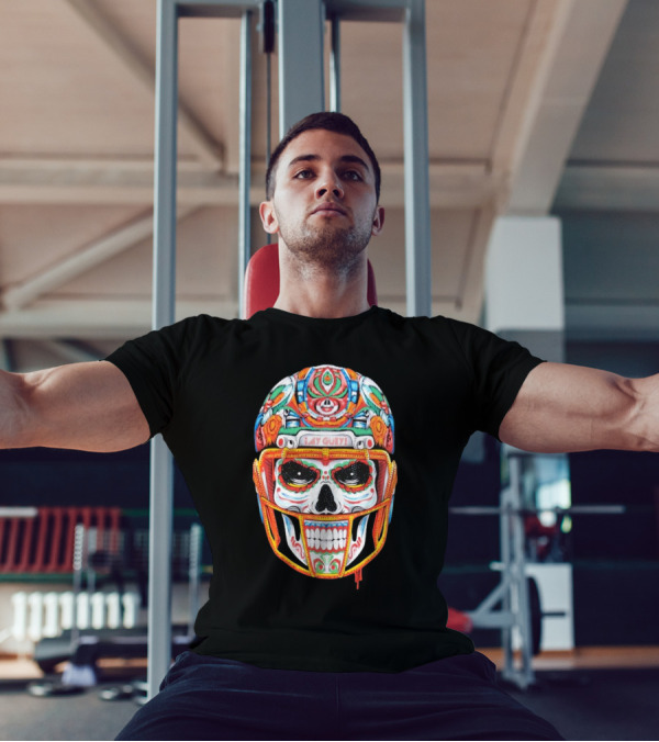 Primera De 10 ¡Ay Güey! Colorful Skull Football Helmet T-Shirt