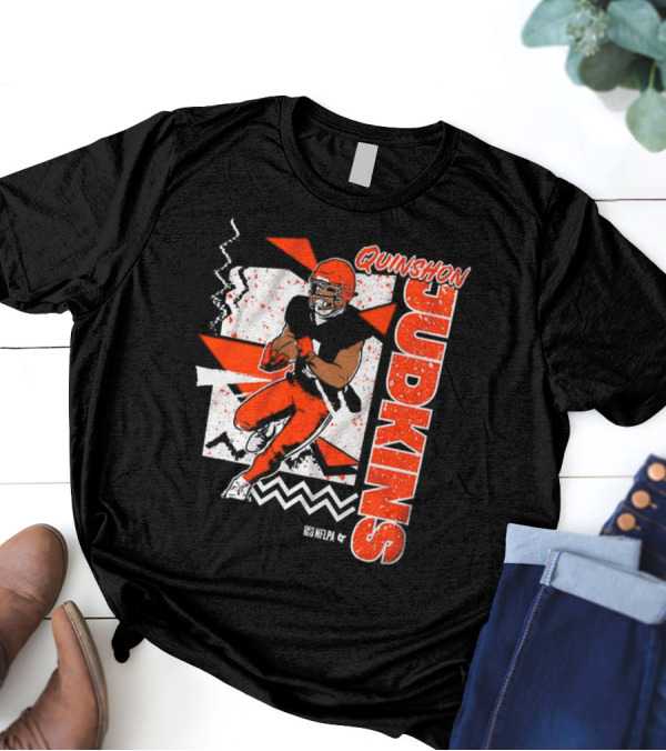 Quinshon Judkins Football 90s Style Bold Zigzag Pattern T-Shirt
