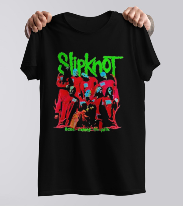 Slipknot Here Comes The Pain Text With Red Figures And Green Logo T-Shirt