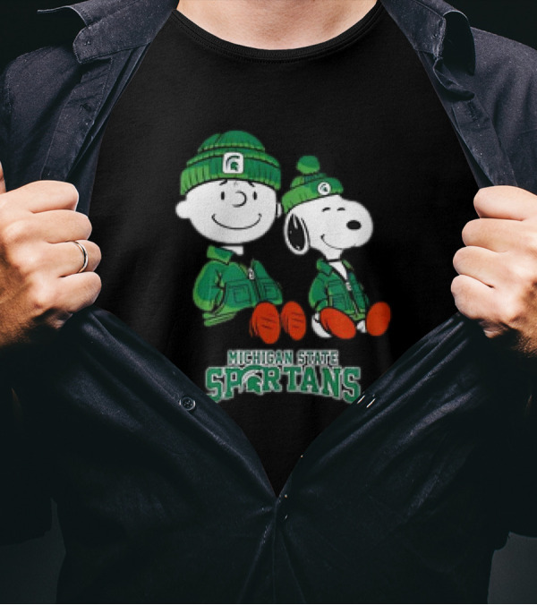 Snoopy And Charlie Brown Michigan State Spartans Green Apparel T-Shirt