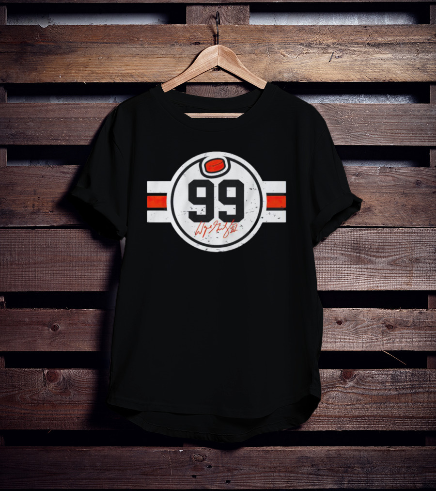 Wayne Gretzky No. 99 Edmonton Signature Hockey Puck Circle T-Shirt