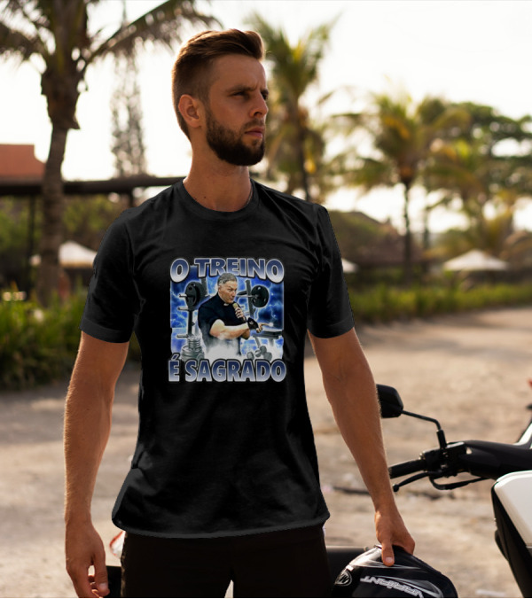 O Treino É Sagrado Weightlifting Priest Gym Motivation T-Shirt