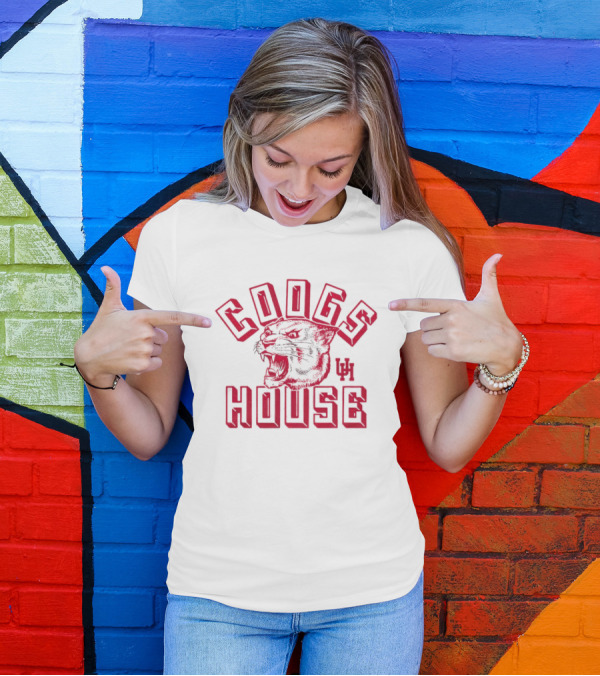 COOGS HOUSE UH COUGARS Roaring Panther T-Shirt