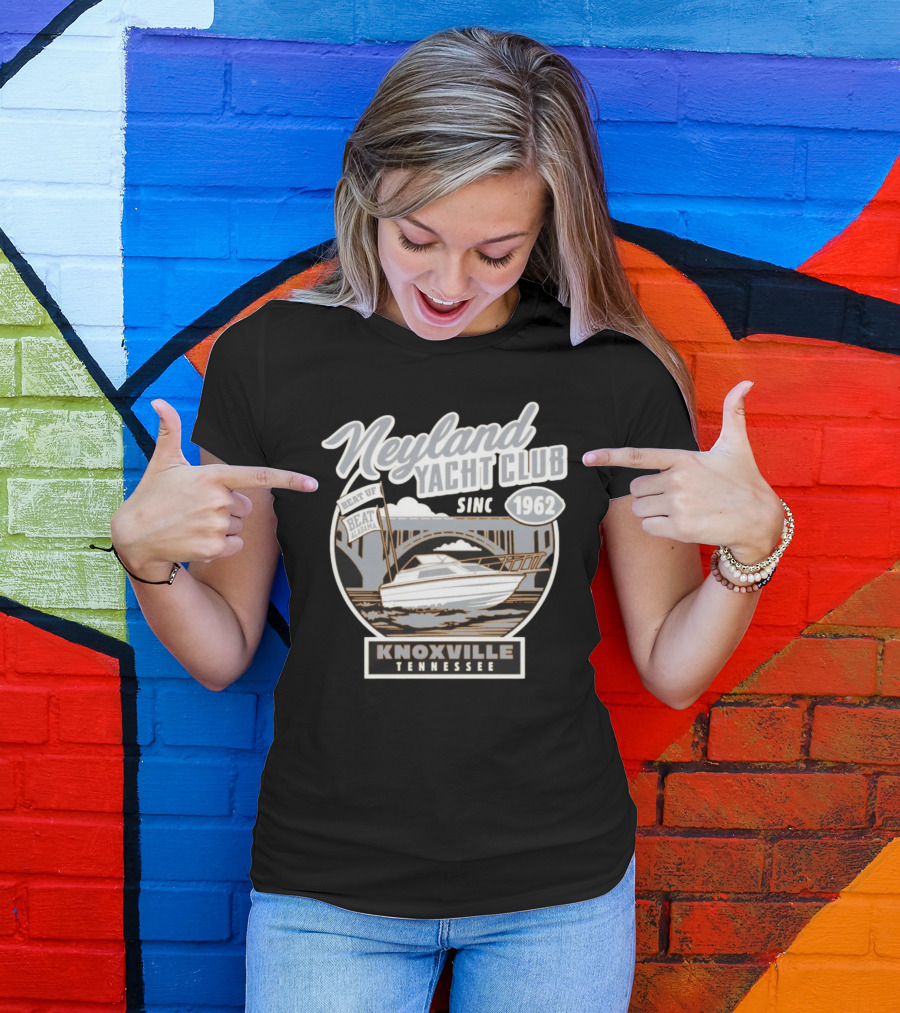 Neyland Yacht Club Knoxville Tennessee Beat Alabama Since 1962 T-Shirt