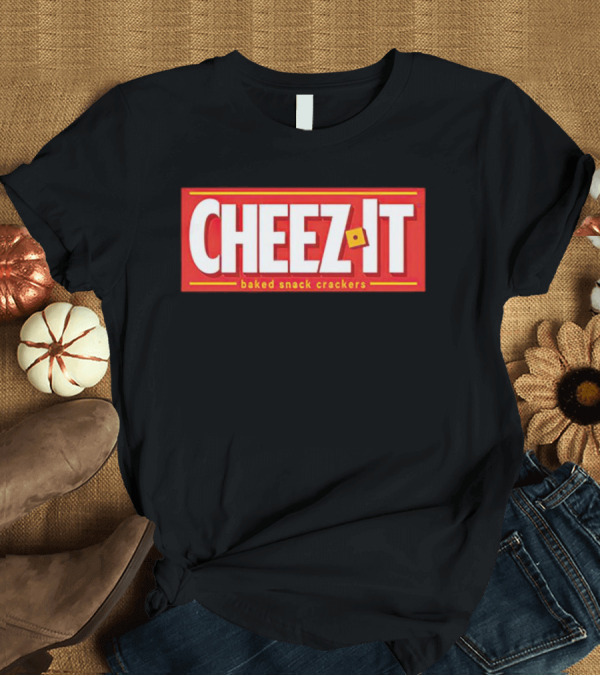 Cheez-It Baked Snack Crackers Iconic T-Shirt