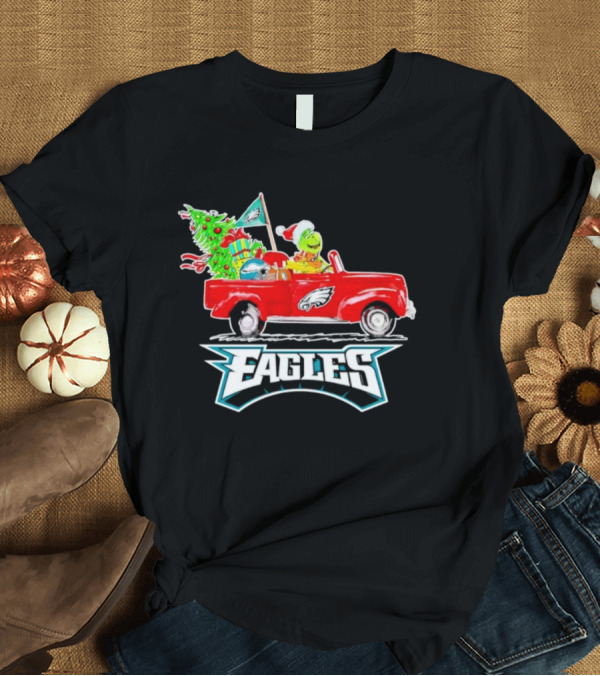 Grinch Dog Driving Red Truck Philadelphia Eagles Christmas Tree T-Shirt