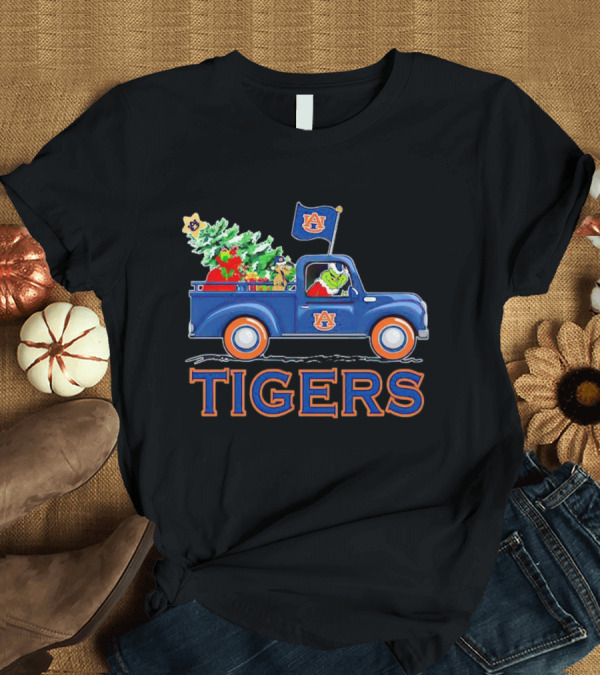 Grinch Driving Auburn Christmas Truck With Tigers Flag T-Shirt