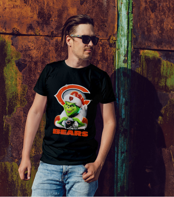 Grinch Chicago Bears Christmas Football Fan T-Shirt