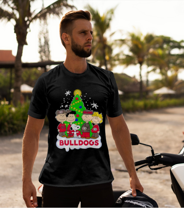Peanuts Characters Georgia Bulldogs Christmas Tree Bulldogs T-Shirt