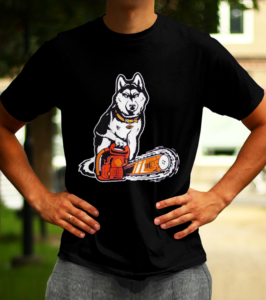 Washington Huskies Beaver Buster Chainsaw Dog T-Shirt