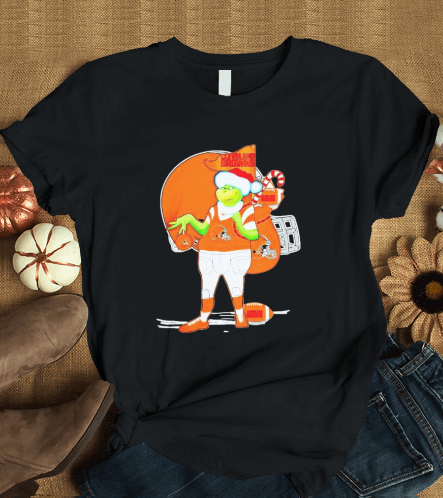 Cleveland Browns Christmas Santa Grinch Football T-Shirt