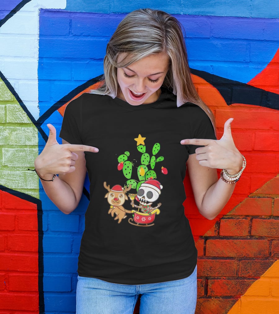 Nopalito Calacas Feliz Navidad Cactus Skeleton Reindeer Christmas T-Shirt