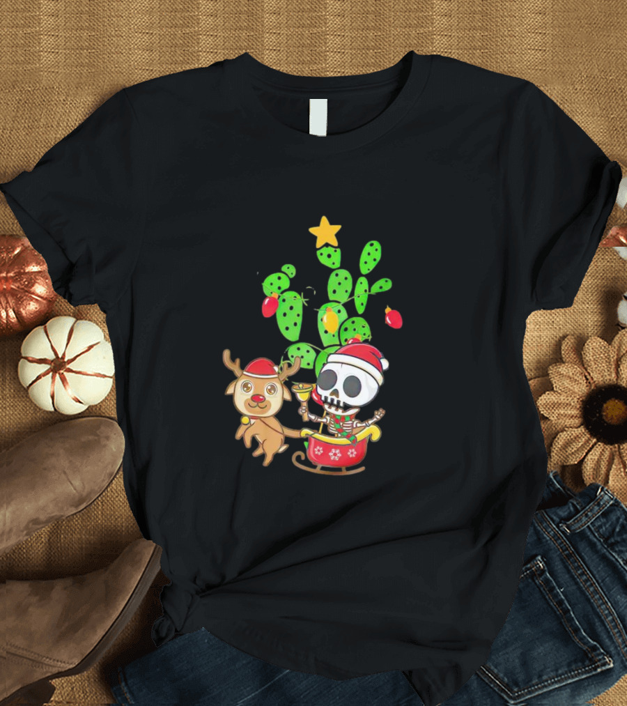 Nopalito Calacas Feliz Navidad Cactus Skeleton Reindeer Christmas T-Shirt