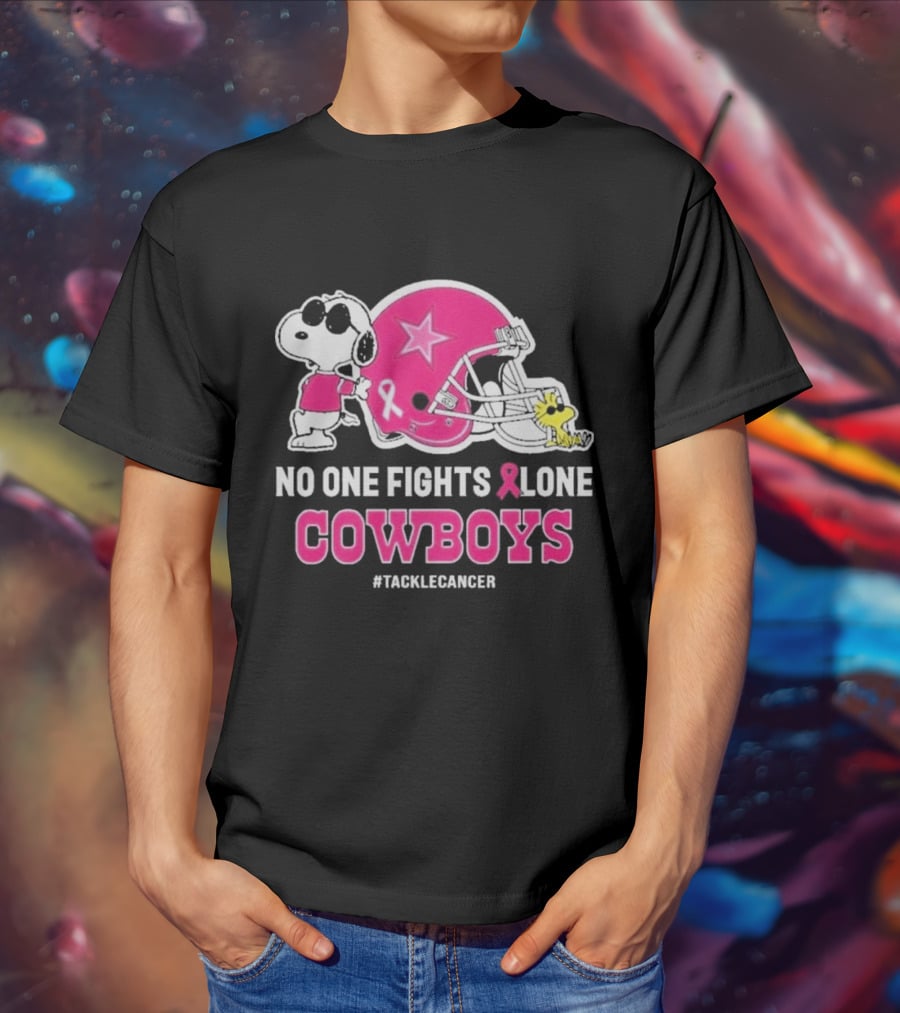 Snoopy And Woodstock No One Fights Alone Cowboys #TackleCancer T-Shirt