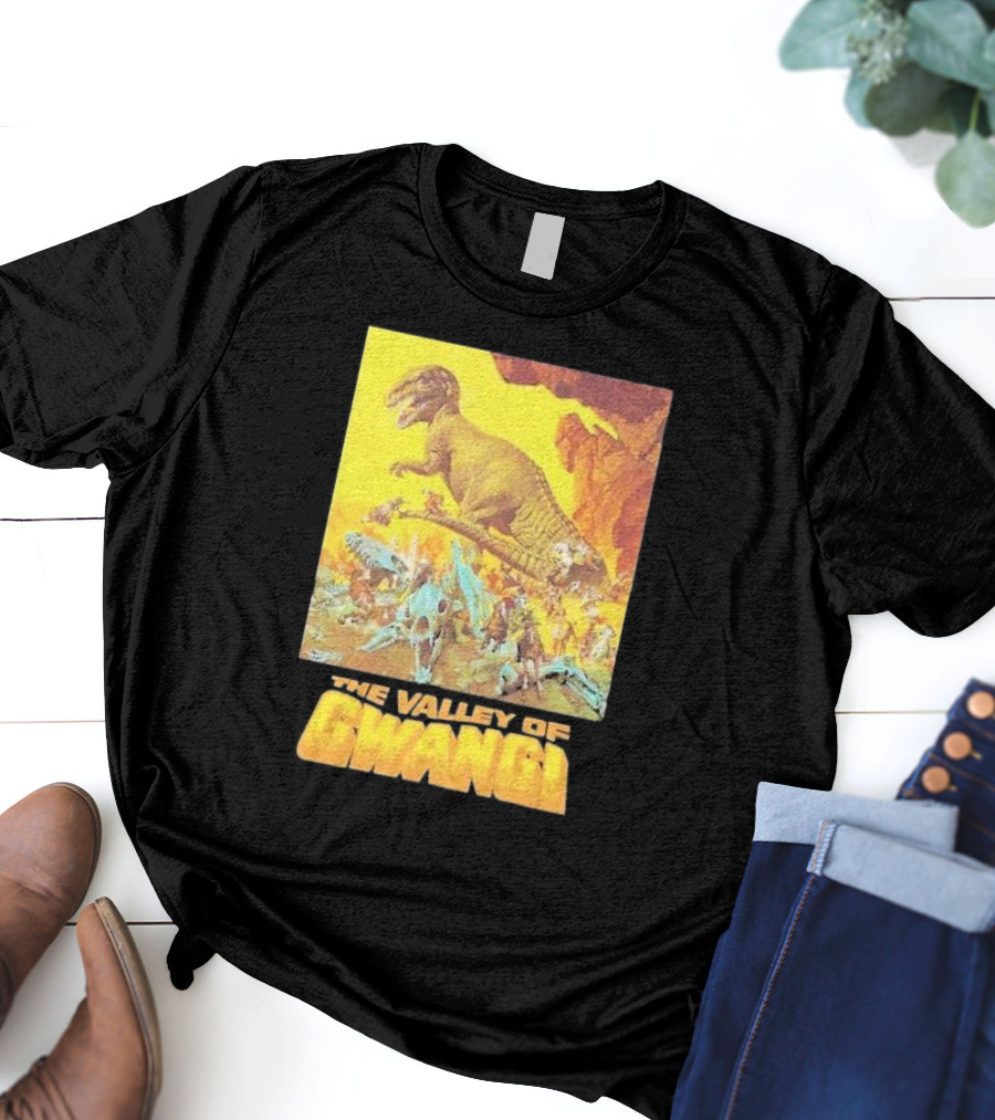 The Valley Of Gwangi Dinosaur Adventure Scene T-Shirt