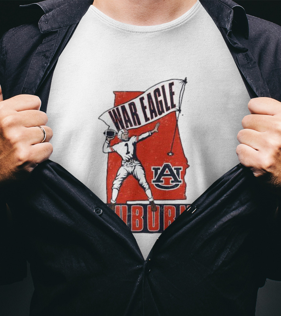 Auburn War Eagle Vintage Football Player With Auburn Logo And War Eagle Banner T-Shirt