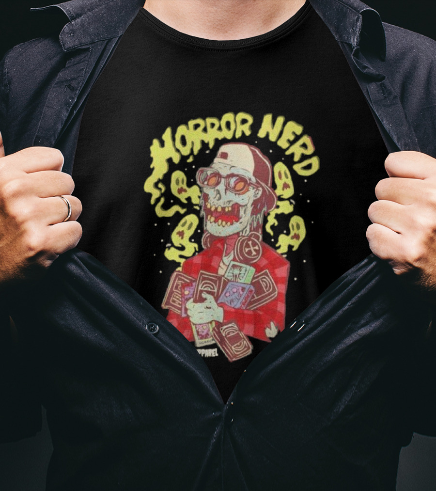 Horror Nerd Zombie Holding Comics Murder T-Shirt