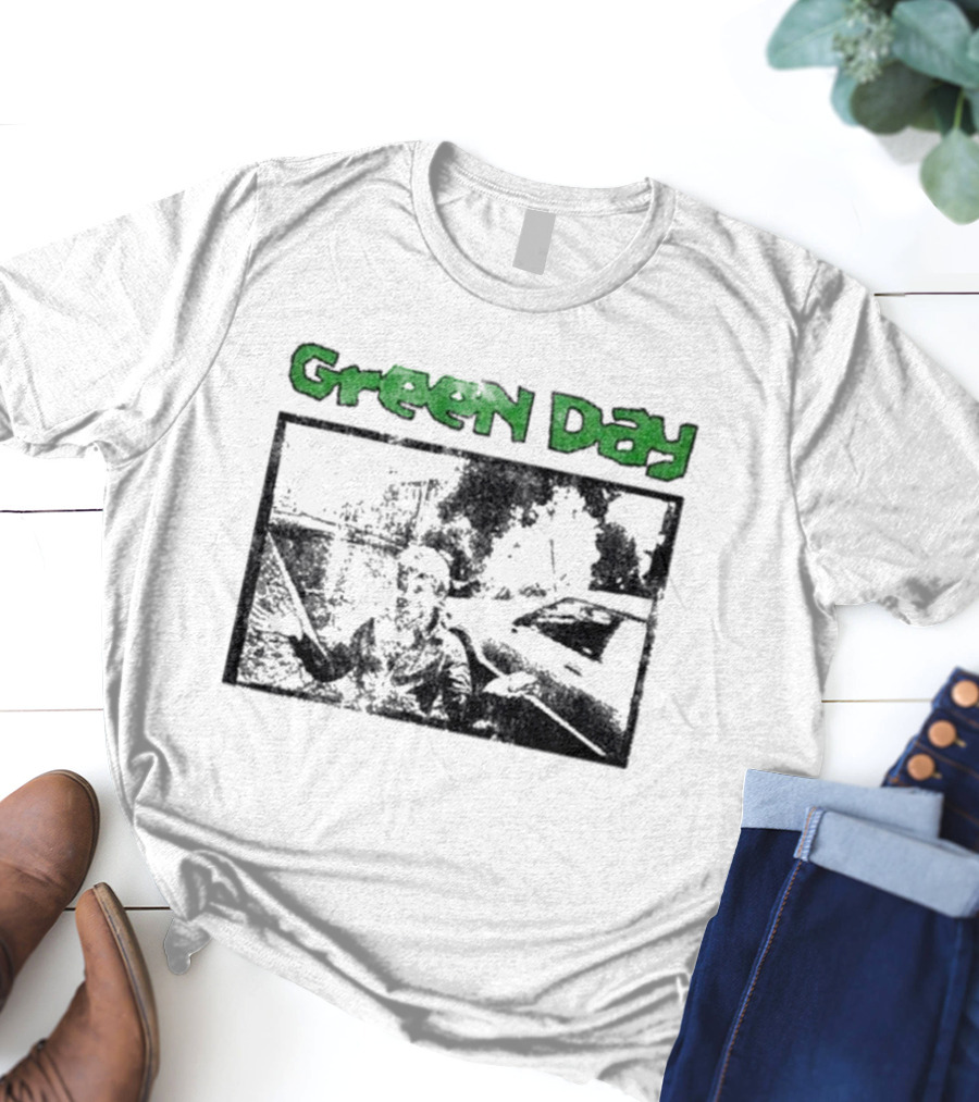 Green Day Vintage Style Graphic With Throwback T-Shirt