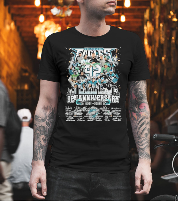 Philadelphia Eagles 92nd Anniversary 1933-2025 Signatures And Team Collage With Skyline Background T-Shirt