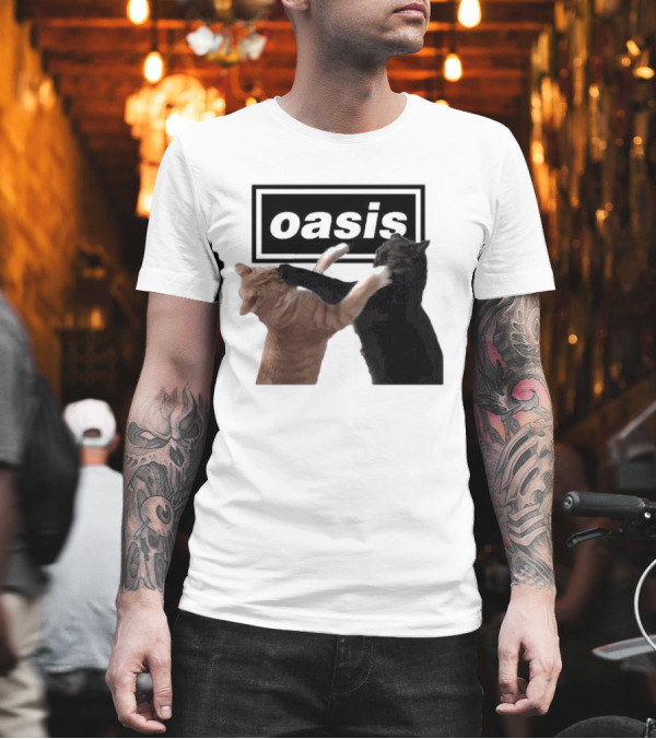 Oasis Live ’25 Tour Cat Fight T-Shirt