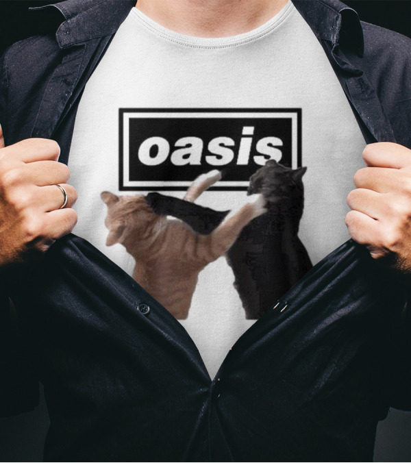 Oasis Live ’25 Tour Cat Fight T-Shirt