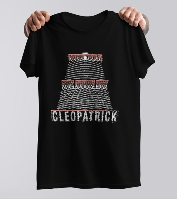 CLEOPATRICK ILLUSIONARY WAVES EYE PYRAMID T-Shirt