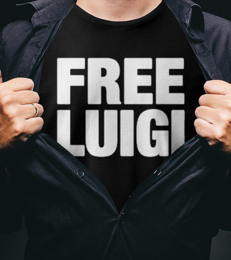 FREE LUIGI Nintendo Meme Fan Tee Mario Brothers T-Shirt