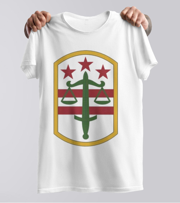 260 Military Police Command Insignia With Stars And Sword Scales Emblem T-Shirt